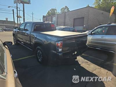 2022 Toyota Tacoma TRD Off-Road Crew Cab Long Bed - zdjęcie 6 z 28 - miniatura