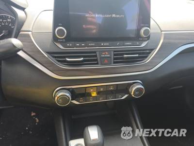 2025 Nissan Altima SV - zdjęcie 11 z 21 - miniatura