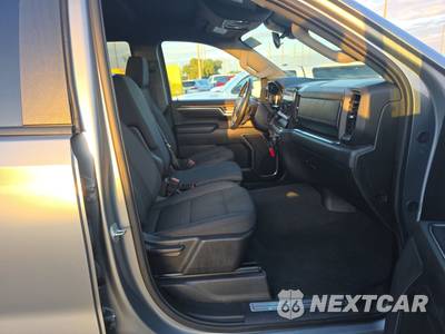 2025 Chevrolet Silverado 1500 LT Crew Cab Short Bed 1LT - zdjęcie 8 z 24 - miniatura