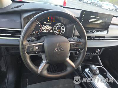 2025 Mitsubishi Outlander SE - zdjęcie 10 z 21 - miniatura