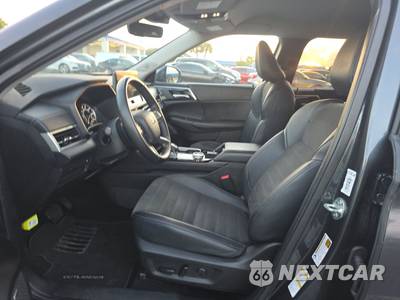 2025 Mitsubishi Outlander SE - zdjęcie 7 z 21 - miniatura