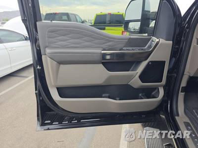 2026 Ford Super Duty F-450 Platinum Crew Cab Long Bed DRW - zdjęcie 9 z 29 - miniatura