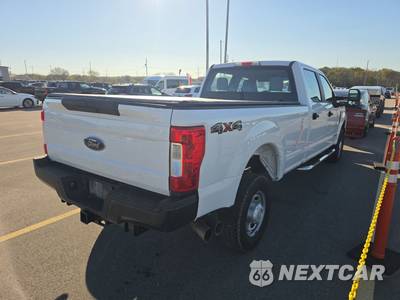2018 Ford Super Duty F-350 XL Crew Cab Long Bed - zdjęcie 4 z 40 - miniatura