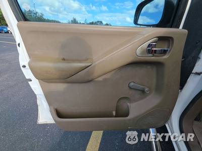 2005 Nissan Frontier SE Extended Cab Medium Bed - zdjęcie 9 z 18 - miniatura