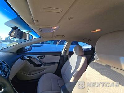 2016 Hyundai Elantra SE Sedan - zdjęcie 17 z 18 - miniatura