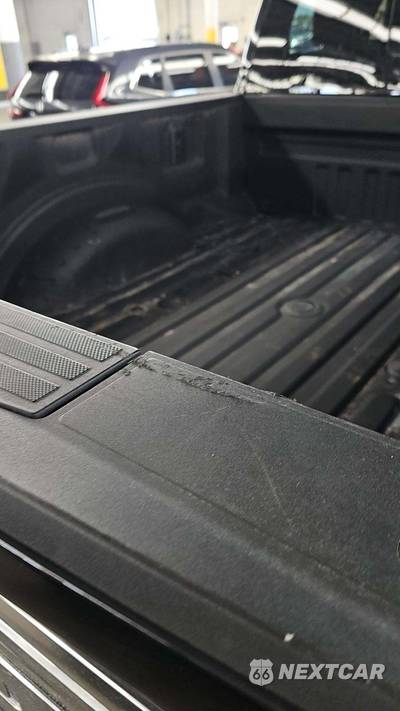 2024 Ford Super Duty F-350 Platinum Crew Cab Medium Bed - zdjęcie 24 z 28 - miniatura