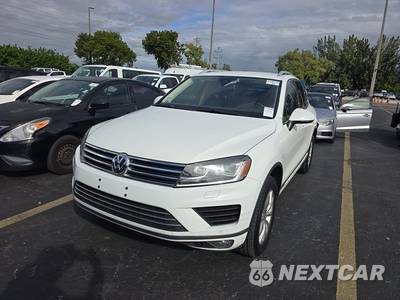 2016 Volkswagen Touareg V6 Sport w/Technology - zdjęcie 1 z 24 - miniatura