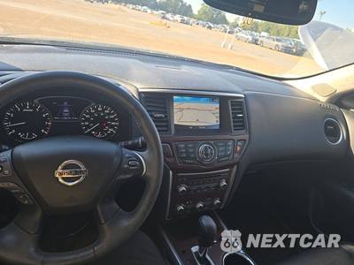 2020 Nissan Pathfinder Platinum - zdjęcie 11 z 17 - miniatura