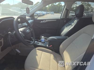 2021 Ford Escape SE - zdjęcie 7 z 17 - miniatura