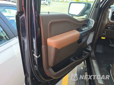 2025 Ford F-150 King Ranch Crew Cab Short Bed - zdjęcie 9 z 24 - miniatura
