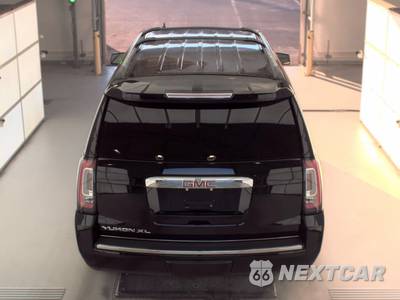 2018 GMC Yukon Denali XL 5SA - zdjęcie 5 z 66 - miniatura