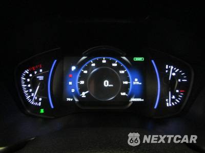 2019 Hyundai Santa Fe SEL Plus - zdjęcie 12 z 21 - miniatura