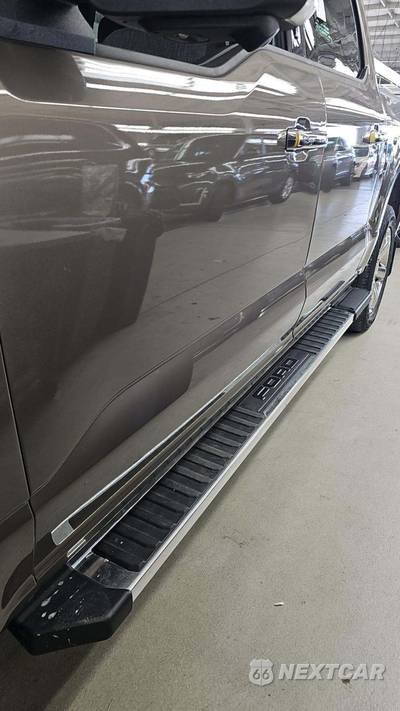 2022 Ford F-150 XLT Crew Cab Short Bed - zdjęcie 31 z 50 - miniatura