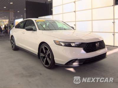 2026 Honda Accord Sedan SE - zdjęcie 4 z 28 - miniatura