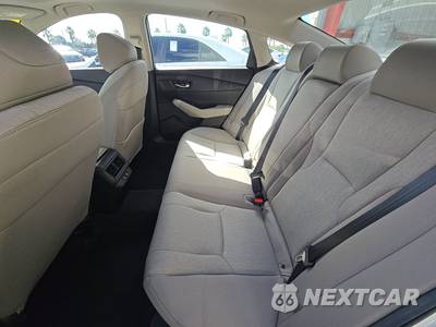 2026 Honda Accord Sedan SE - zdjęcie 19 z 28 - miniatura