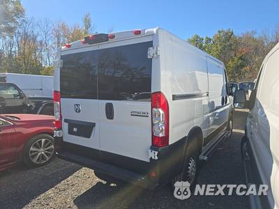 2025 Ram ProMaster 2500 Cargo Van Tradesman w/Passenger Seat Low Roof 136.0" WB - zdjęcie 4 z 34 - miniatura