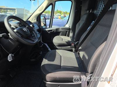2025 Ram ProMaster 2500 Cargo Van Tradesman w/Passenger Seat Low Roof 136.0" WB - zdjęcie 7 z 42 - miniatura