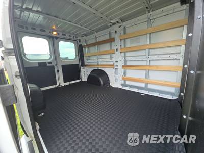 2025 Ram ProMaster 2500 Cargo Van Tradesman w/Passenger Seat Low Roof 136.0" WB - zdjęcie 13 z 20 - miniatura