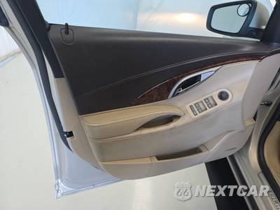 2010 Buick LaCrosse CXL - zdjęcie 9 z 28 - miniatura