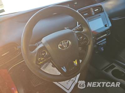 2019 Toyota Prius LE - zdjęcie 10 z 30 - miniatura