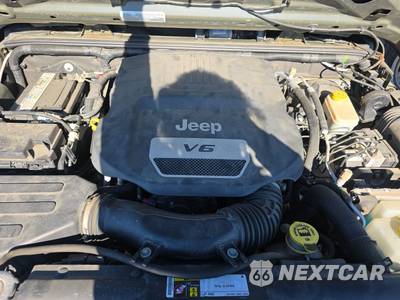 2015 Jeep Wrangler Unlimited Sport - zdjęcie 15 z 34 - miniatura