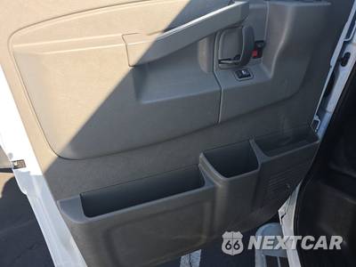 2025 Chevrolet Express 2500 Cargo Van 1WT 135.0" WB - zdjęcie 9 z 26 - miniatura