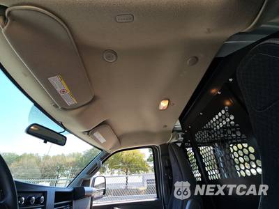 2025 GMC Savana 2500 Cargo Van 1WT 135.0" WB - zdjęcie 18 z 21 - miniatura