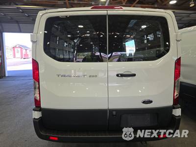 2025 Ford Transit 250 Cargo Van Low Roof 130.0" WB - zdjęcie 5 z 19 - miniatura