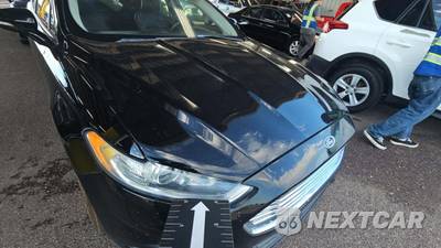 2016 Ford Fusion SE - zdjęcie 38 z 45 - miniatura
