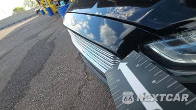 2016 Ford Fusion SE - zdjęcie 37 z 45 - miniatura