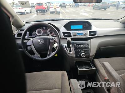 2011 Honda Odyssey LX 118.1" WB - zdjęcie 11 z 40 - miniatura