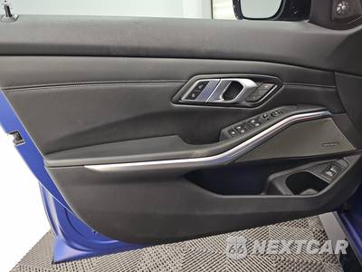 2021 BMW M3 Sedan Competition - zdjęcie 9 z 23 - miniatura