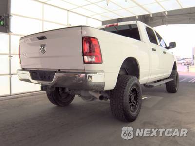 2015 Ram 2500 Tradesman Crew Cab Medium Bed - zdjęcie 4 z 36 - miniatura