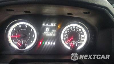 2015 Ram 2500 Tradesman Crew Cab Medium Bed - zdjęcie 23 z 36 - miniatura
