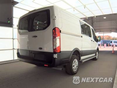 2025 Ford Transit 250 Cargo Van Low Roof 130.0" WB - zdjęcie 4 z 31 - miniatura