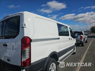 2025 Ford Transit 250 Cargo Van Low Roof 130.0" WB - zdjęcie 4 z 21 - miniatura