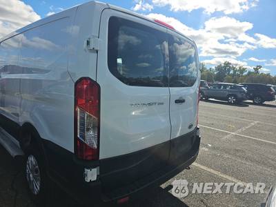 2025 Ford Transit 250 Cargo Van Low Roof 130.0" WB - zdjęcie 5 z 21 - miniatura