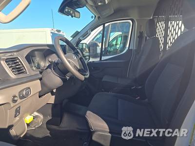 2025 Ford Transit 250 Cargo Van Low Roof 130.0" WB - zdjęcie 7 z 27 - miniatura