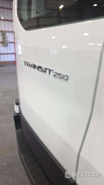 2025 Ford Transit 250 Cargo Van Low Roof 130.0" WB - zdjęcie 18 z 20 - miniatura