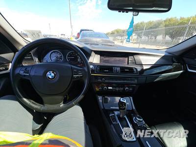 2013 BMW 5 Series Sedan 535i - zdjęcie 11 z 33 - miniatura