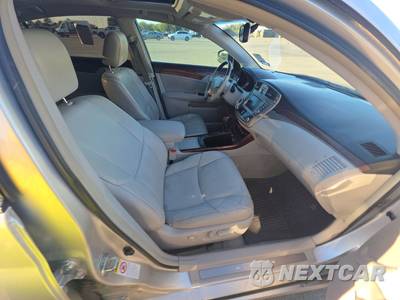 2012 Toyota Avalon Limited - zdjęcie 8 z 38 - miniatura