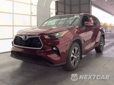 2026 Toyota Highlander XLE - zdjęcie 1 z 26 - miniatura