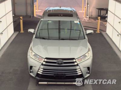 2019 Toyota Highlander XLE - zdjęcie 2 z 34 - miniatura