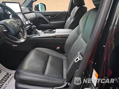 2025 Lexus LX 600 Luxury - zdjęcie 7 z 19 - miniatura