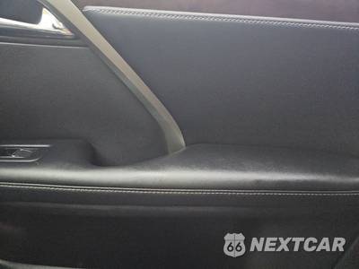 2022 Lexus RX 350L - zdjęcie 9 z 19 - miniatura