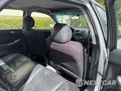 2003 Honda Accord Sedan EX w/Leather - zdjęcie 34 z 50 - miniatura