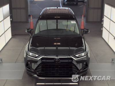 2026 Toyota Grand Highlander Platinum - zdjęcie 2 z 27 - miniatura