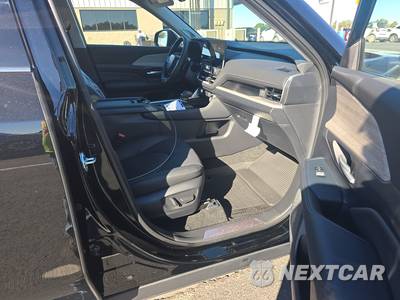 2026 Toyota Grand Highlander Platinum - zdjęcie 14 z 27 - miniatura