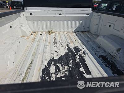 2022 Chevrolet Silverado 2500HD LT Crew Cab Medium Bed 1LT - zdjęcie 16 z 35 - miniatura