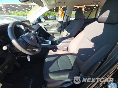 2025 Toyota RAV4 LE - zdjęcie 7 z 22 - miniatura
